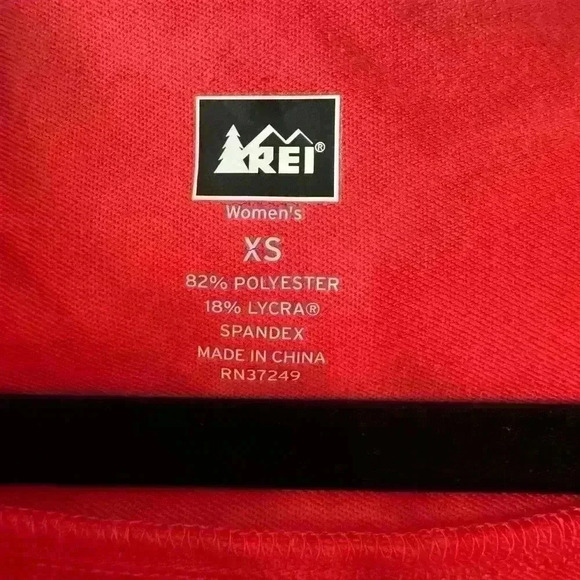 REI Women’s Full Zip Workout Jacket | XS Coral Pink | Hooded with Front Pockets - Picture 4 of 7